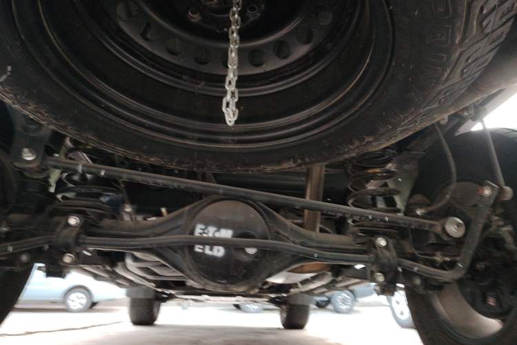 Used Dongfeng Ruichi 7 2023 Huxiao 2.3T Automatic 4x4 Diesel Flagship Model M9T Chassis Rear