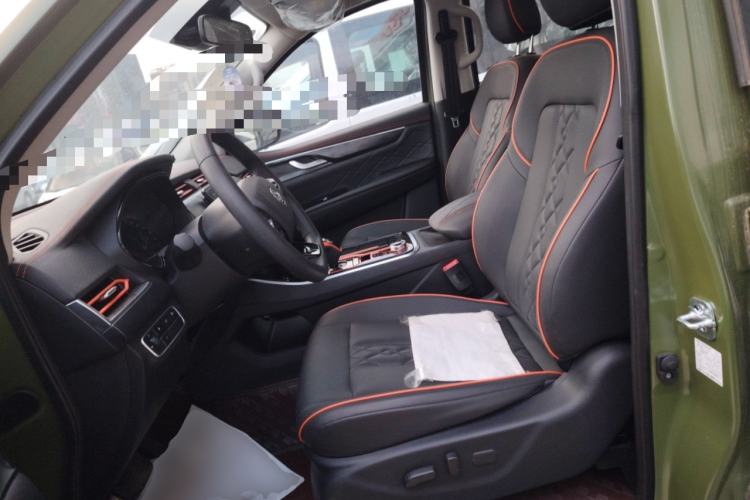 Used Dongfeng Ruichi 7 2023 Huxiao 2.3T Automatic 4x4 Diesel Flagship Model M9T Left Front Seat