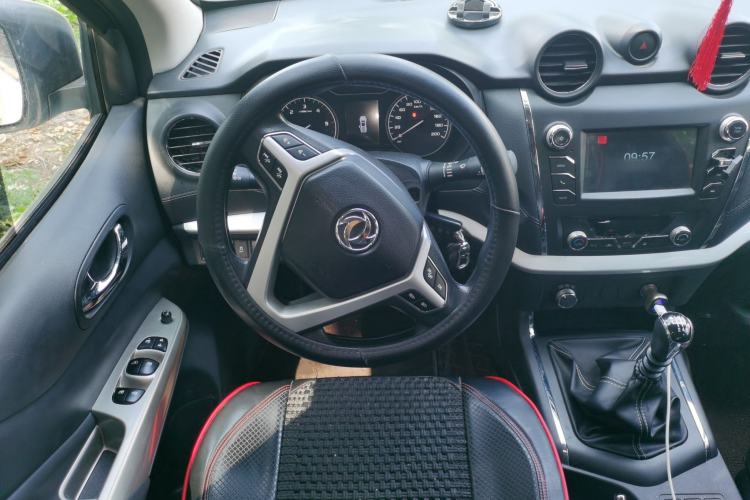 Used Dongfeng Ruichi 7 2024 2.3T Manual Two-Wheel Drive Diesel Elite Edition Steering Wheel