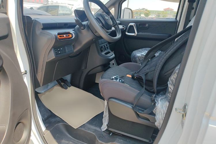 Used Dongfeng Ruilida V8E 2025 Model Bright Window Edition Fudi 50.48 kWh Driver Seat