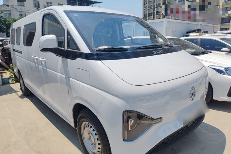 Used Dongfeng Ruilida V8E 2025 Model Bright Window Edition Fudi 50.48 kWh Front Right 45 Deg