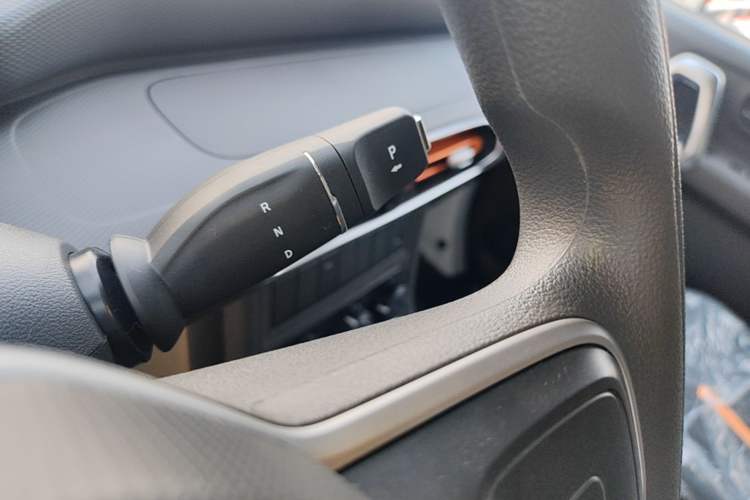 Used Dongfeng Ruilida V8E 2025 Model Bright Window Edition Fudi 50.48 kWh Gear Lever