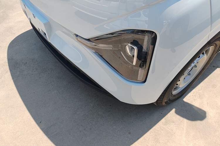 Used Dongfeng Ruilida V8E 2025 Model Bright Window Edition Fudi 50.48 kWh Left Front Headlight