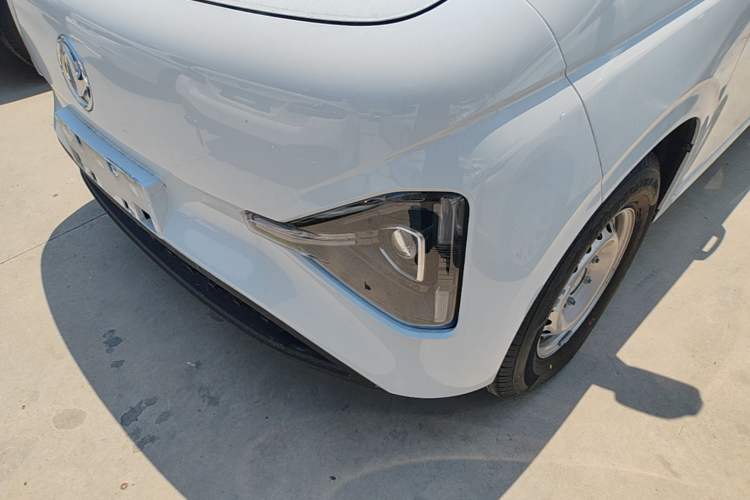 Used Dongfeng Ruilida V8E 2025 Model Bright Window Edition Fudi 50.48 kWh Left Front Headlight