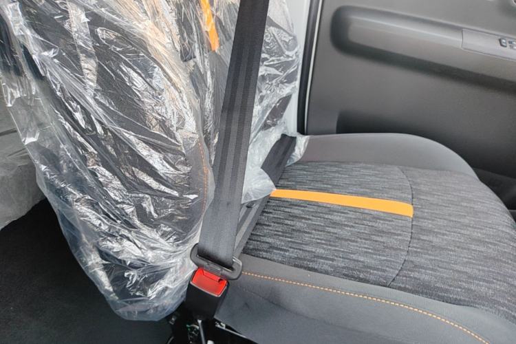 Used Dongfeng Ruilida V8E 2025 Model Bright Window Edition Fudi 50.48 kWh Right Front Seat