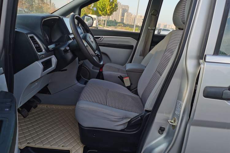 Used Dongfeng Shuaike 2016 1.5L Manual Comfort Model Left Front Seat