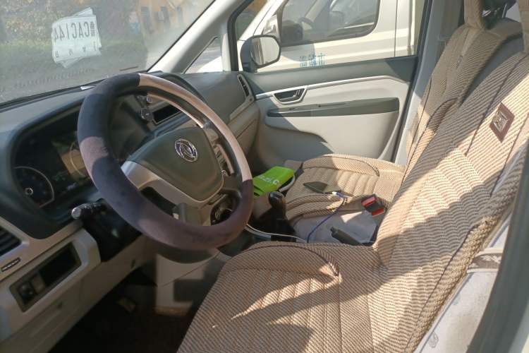 Used Dongfeng Shuaike 2016 1.5L Manual Standard Edition Left Front Seat