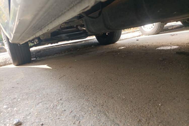 Used Dongfeng Shuaike 2016 1.5L Manual Standard Edition Left Side Sill