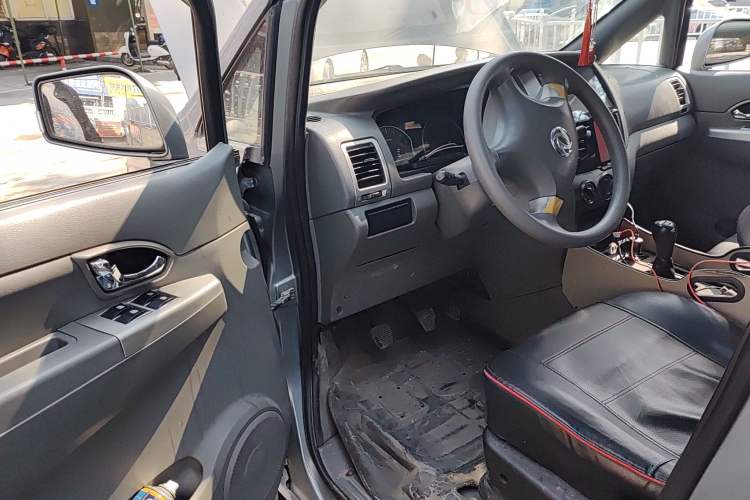 Used Dongfeng Shuaike 2010 1.6L Manual Comfort Edition Driver Seat