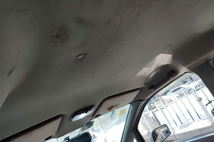 Used Dongfeng Shuaike 2010 1.6L Manual Comfort Edition Headliner
