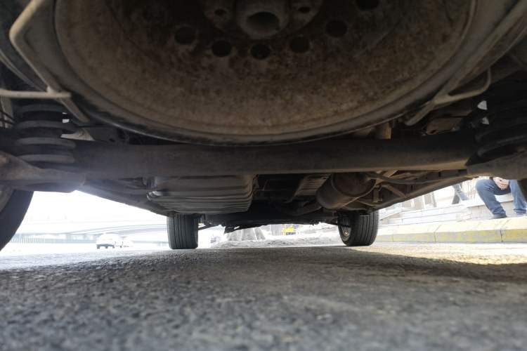 Used Dongfeng Shuaike 2010 1.6L Manual Utility Version Chassis Rear