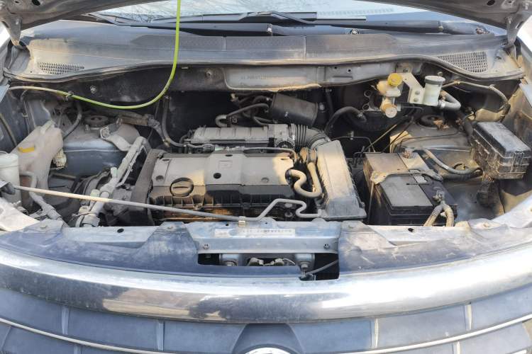 Used Dongfeng Shuaike 2010 1.6L Manual Utility Version Engine Bay