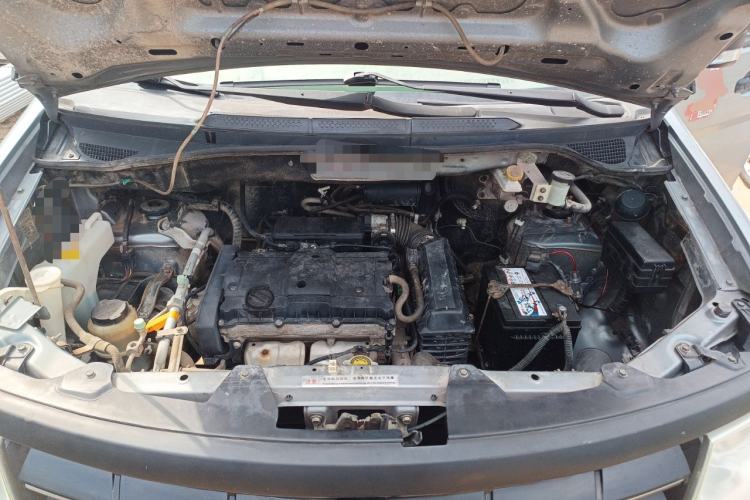 Used Dongfeng Shuaike 2010 1.6L Manual Utility Version Engine Bay