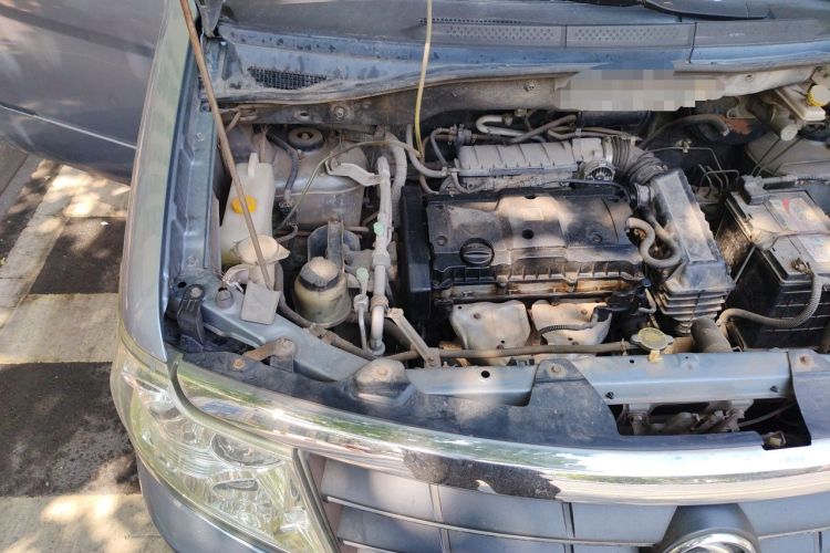 Used Dongfeng Shuaike 2010 1.6L Manual Utility Version Engine Bay Right