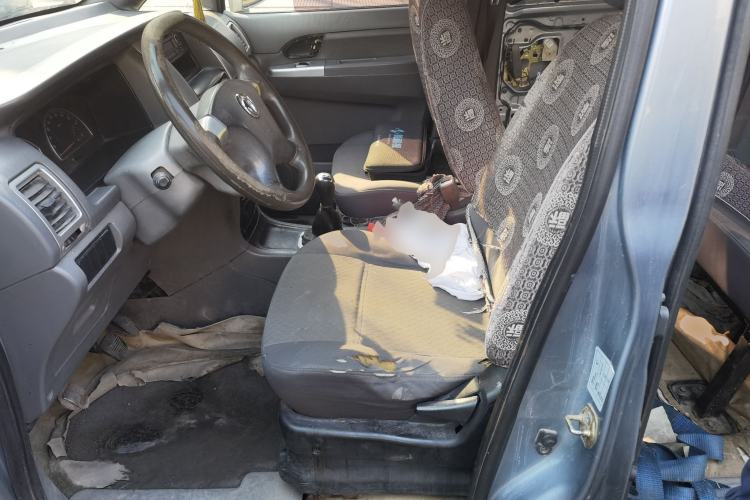 Used Dongfeng Shuaike 2010 1.6L Manual Utility Version Left Front Seat