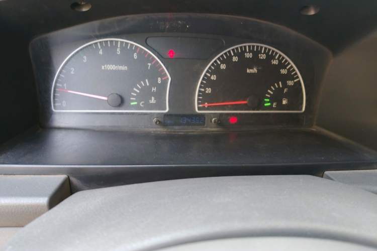 Used Dongfeng Shuaike 2010 1.6L Manual Utility Version Odometer Close Up