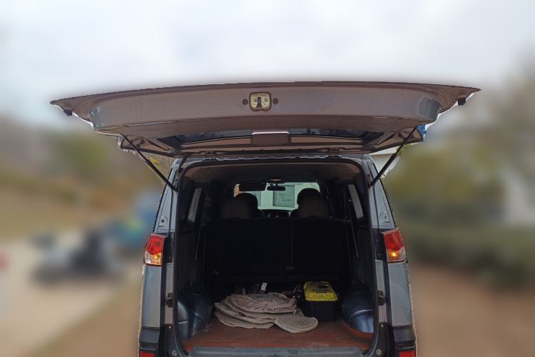 Used Dongfeng Shuaike 2010 1.6L Manual Utility Version Trunk