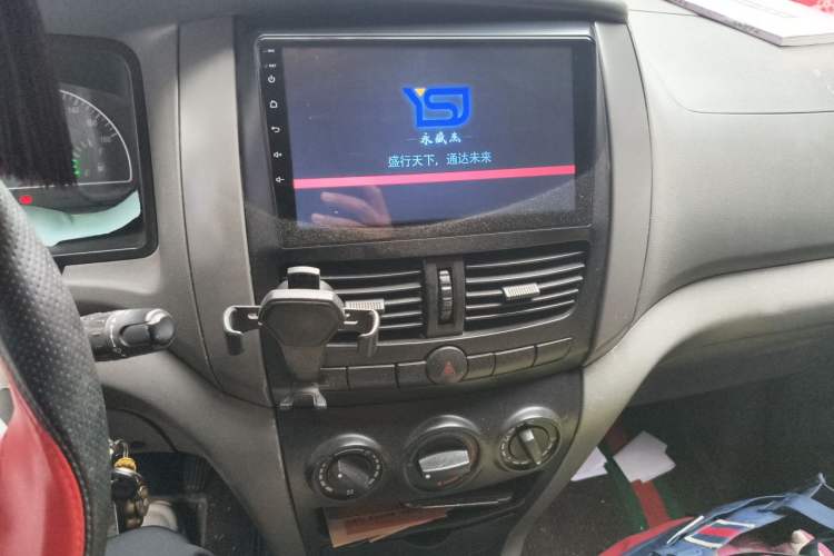 Used Dongfeng Shuaike 2010 1.6L Manual Utility Version Audio And AC Panel
