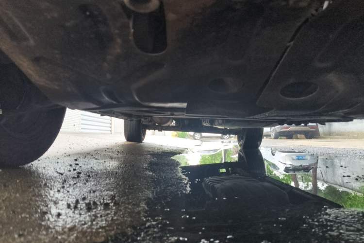 Used Dongfeng Shuaike 2010 1.6L Manual Utility Version Chassis Front