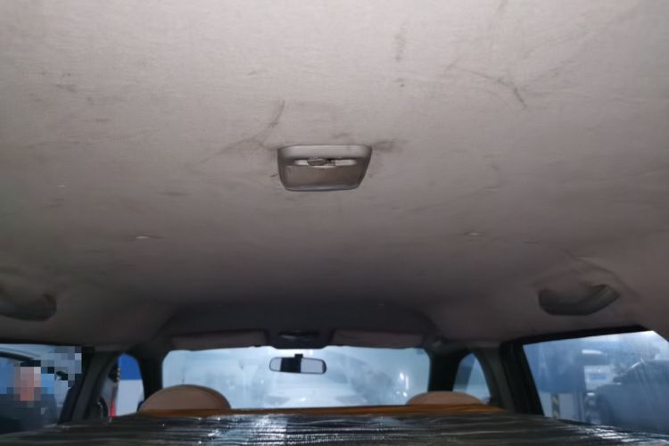 Used Dongfeng Shuaike 2010 1.6L Manual Utility Version Headliner