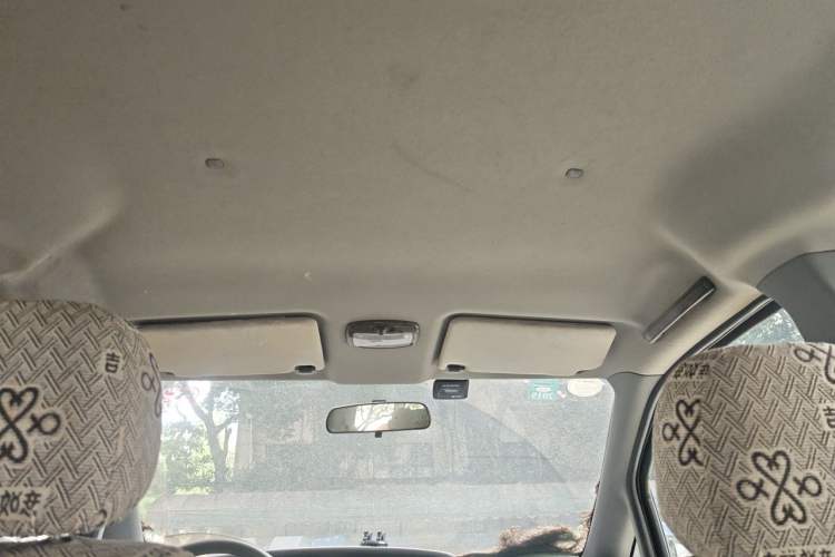 Used Dongfeng Shuaike 2010 1.6L Manual Utility Version Headliner