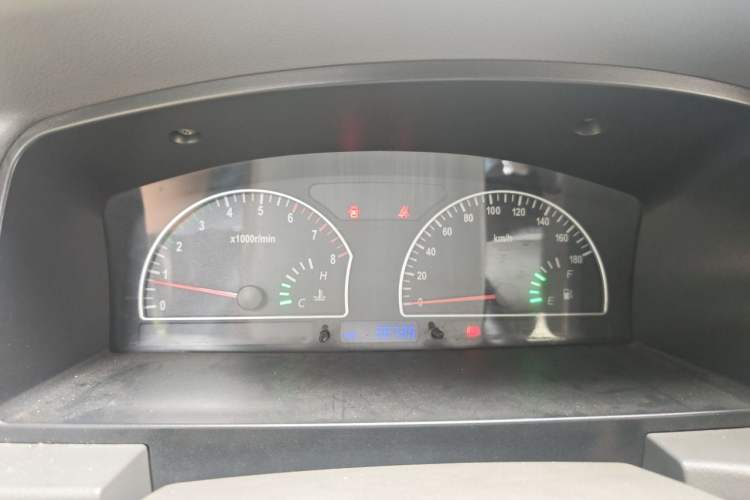 Used Dongfeng Shuaike 2010 1.6L Manual Utility Version Instrument Cluster