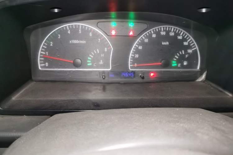 Used Dongfeng Shuaike 2010 1.6L Manual Utility Version Odometer Close Up
