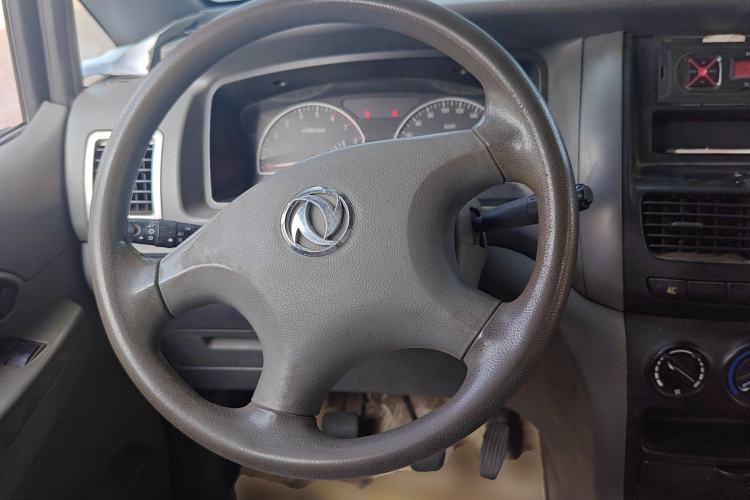 Used Dongfeng Shuaike 2010 1.6L Manual Utility Version Steering Wheel