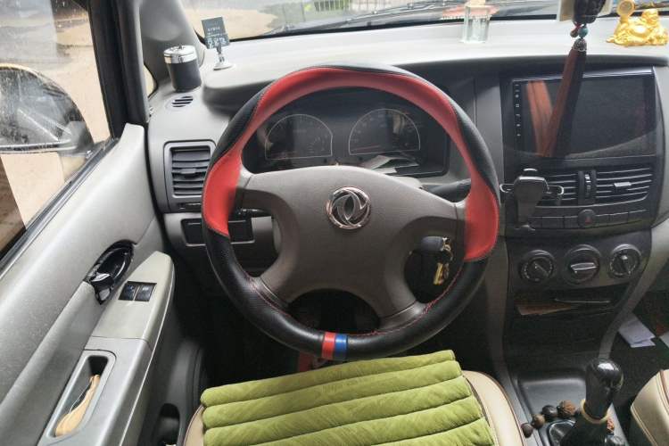 Used Dongfeng Shuaike 2010 1.6L Manual Utility Version Steering Wheel