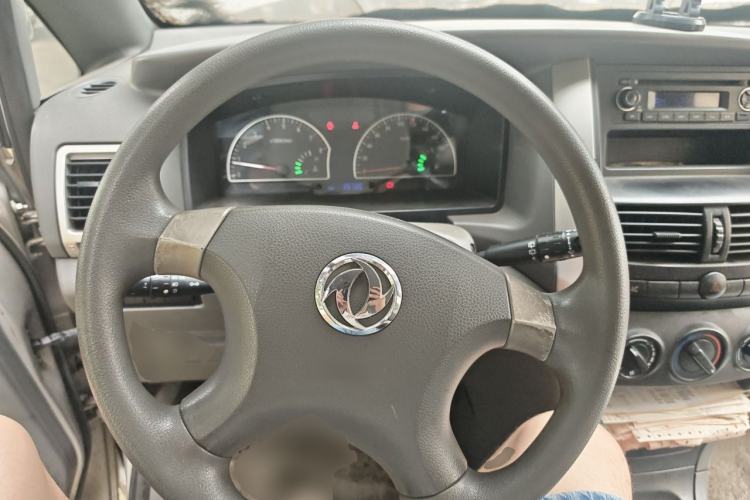 Used Dongfeng Shuaike 2010 1.6L Manual Utility Version Steering Wheel