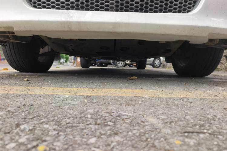 Used Dongfeng Shuaike 2010 1.6L Manual Luxury Edition Chassis Front