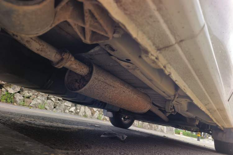 Used Dongfeng Shuaike 2010 1.6L Manual Luxury Edition Chassis Rear Right