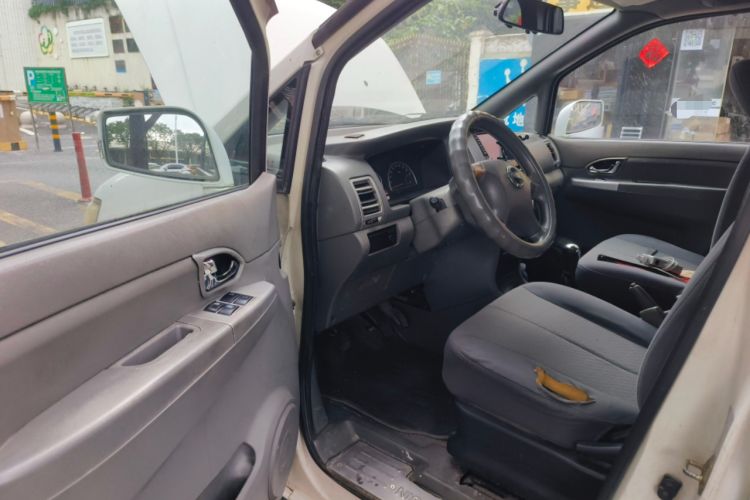 Used Dongfeng Shuaike 2010 1.6L Manual Luxury Edition Driver Seat