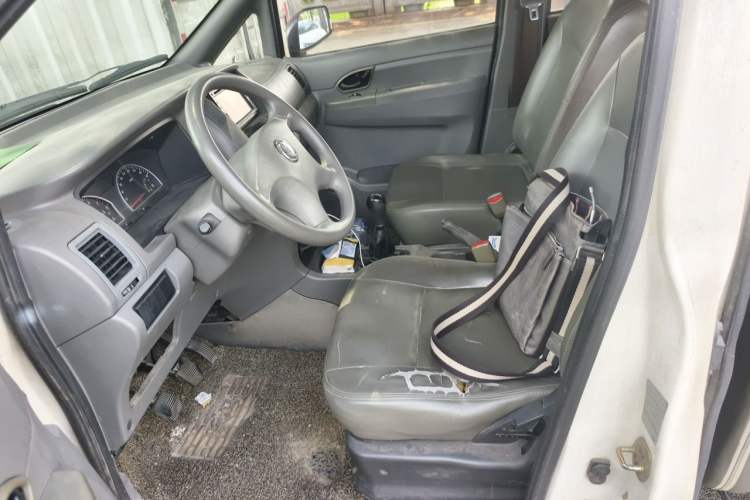 Used Dongfeng Shuaike 2010 1.6L Manual Utility Version Left Front Seat