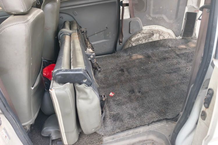 Used Dongfeng Shuaike 2010 1.6L Manual Utility Version Left Rear Seat