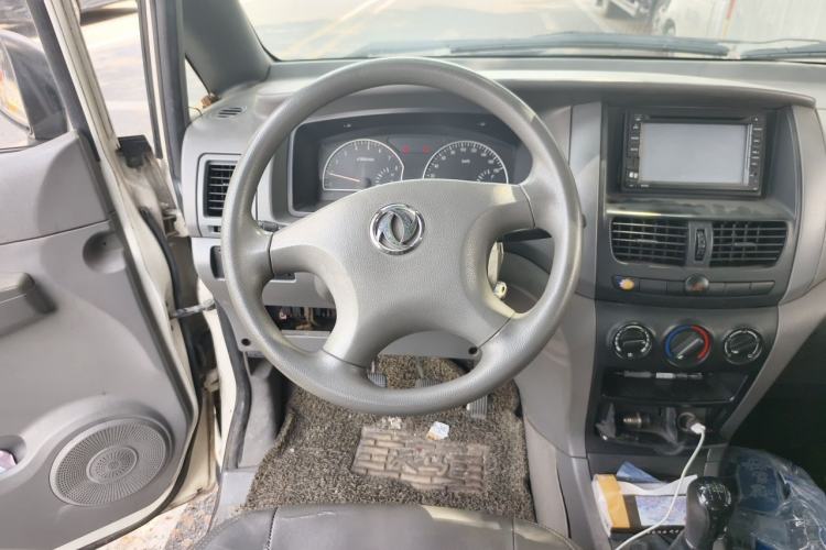 Used Dongfeng Shuaike 2010 1.6L Manual Utility Version Steering Wheel