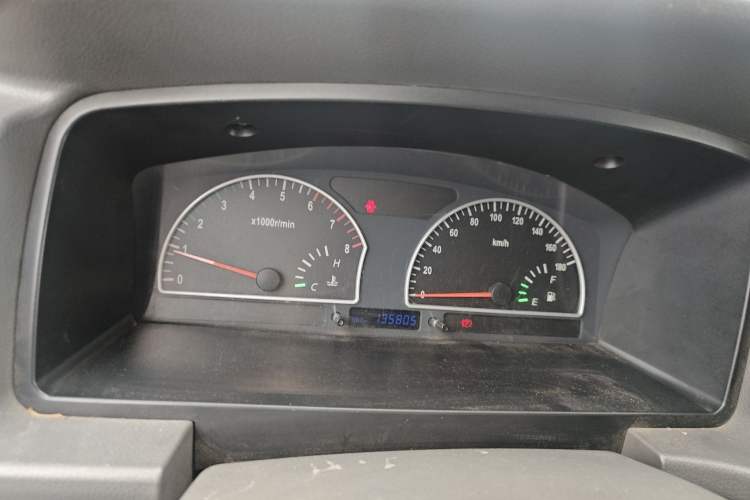 Used Dongfeng Shuaike 2011 1.6L Manual Comfort 7-Seater Instrument Cluster