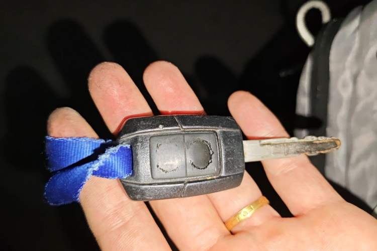 Used Dongfeng Shuaike 2011 1.6L Manual Practical 7-Seater Vehicle Key