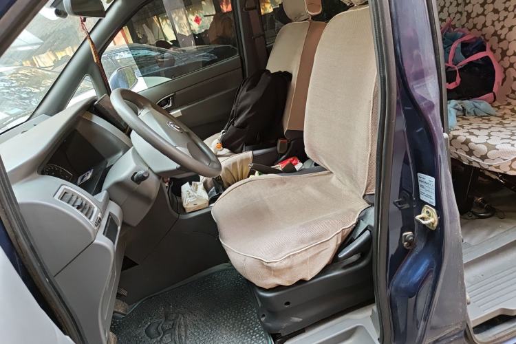 Used Dongfeng Shuaike 2011 1.6L Manual Comfort 7-Seater Left Front Seat