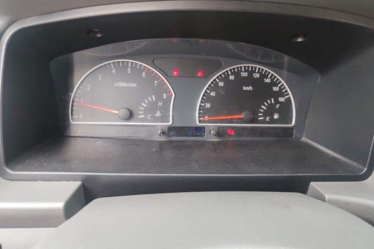Used Dongfeng Shuaike 2011 1.6L Manual Comfort 7-Seater Instrument Cluster