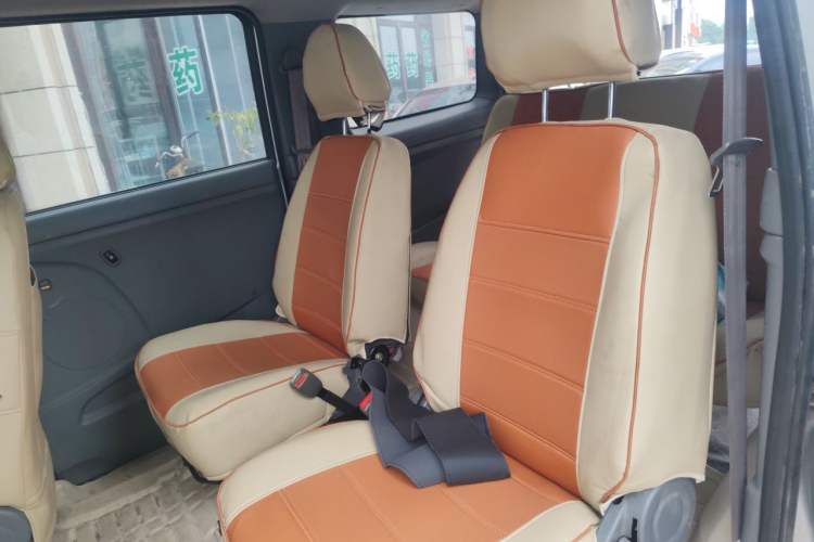 Used Dongfeng Shuaike 2011 1.6L Manual Comfort 7-Seater Left Rear Seat