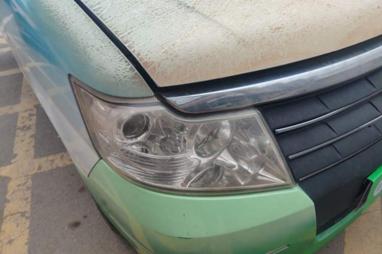 Used Dongfeng Shuaike 2011 1.6L Manual Comfort 7-Seater Right Front Headlight