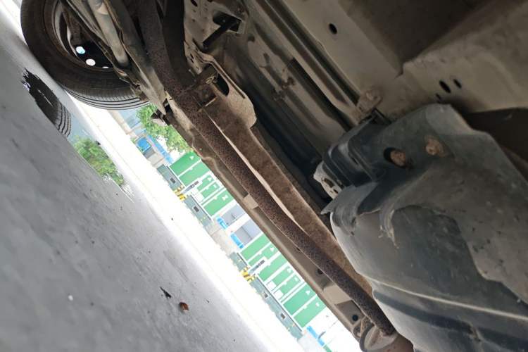 Used Dongfeng Shuaike 2011 1.6L Manual Commercial 5-Seater Chassis Front Left