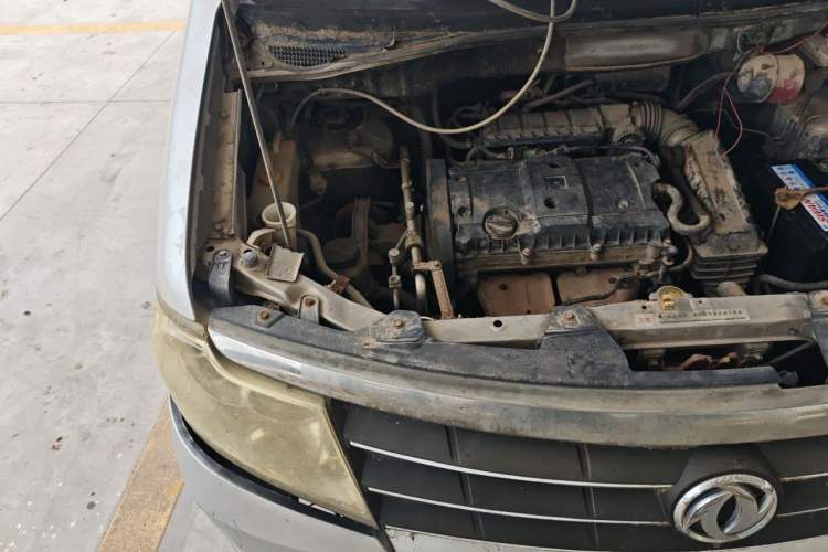 Used Dongfeng Shuaike 2011 1.6L Manual Commercial 5-Seater Engine Bay Right