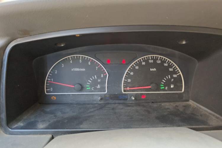 Used Dongfeng Shuaike 2011 1.5L Manual Standard 5-Seater China IV Instrument Cluster