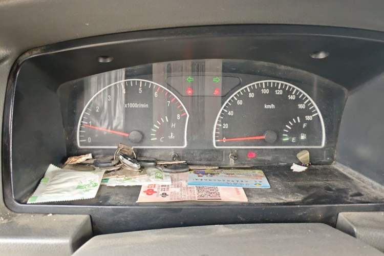 Used Dongfeng Shuaike 2011 1.6L Manual Commercial 5-Seater Instrument Cluster