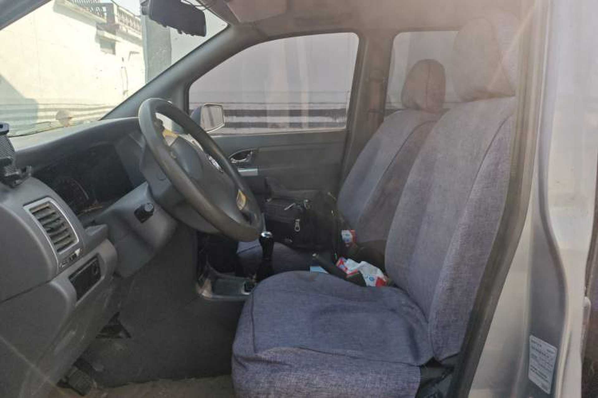 Used Dongfeng Shuaike 2011 1.6L Manual Comfort 7-Seater Left Front Seat