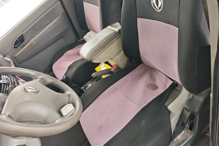 Used Dongfeng Shuaike 2011 1.6L Manual Commercial 5-Seater Left Front Seat