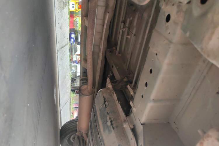 Used Dongfeng Shuaike 2011 1.6L Manual Practical 7-Seater Chassis Front Left