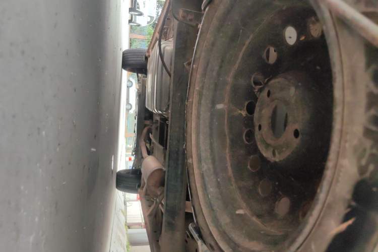 Used Dongfeng Shuaike 2011 1.6L Manual Practical 7-Seater Chassis Rear